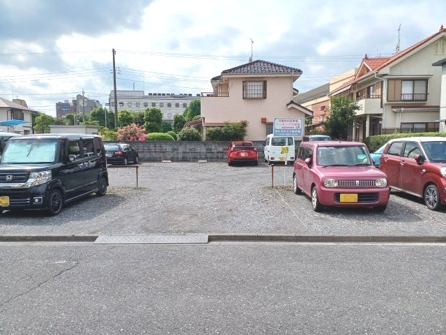 パーキング久保島の駐車場