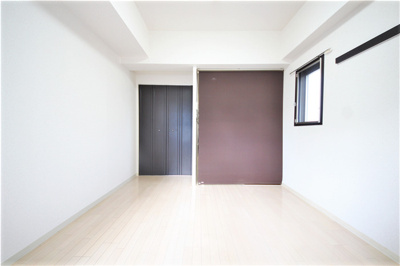 【洋室】 | ウィスタリア新北野