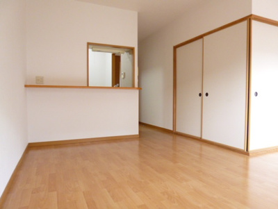 【居間・リビング】 | ゼファーシャン・ティオン蘇我壱番館