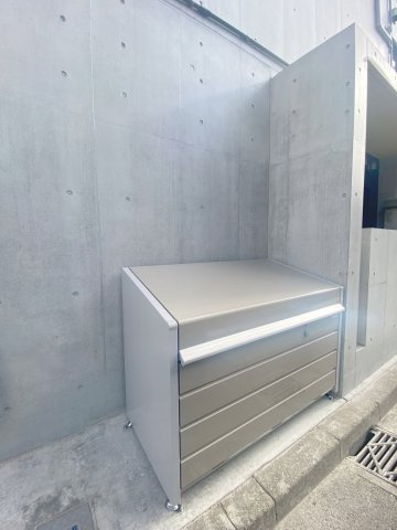 「防音マンション」ラシクラス横浜天王町のその他共用部分|入居者専用のゴミストッカー
