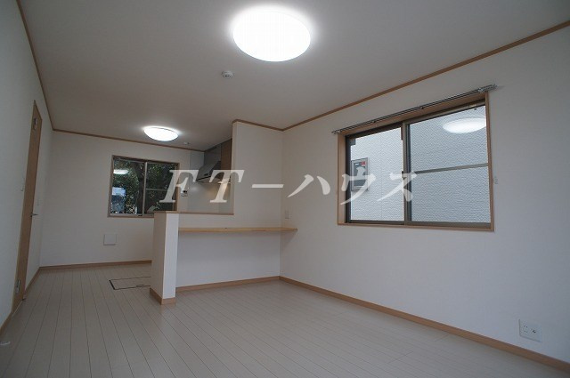 リブリ・ＦＥＲＩＯⅡの居間・リビング