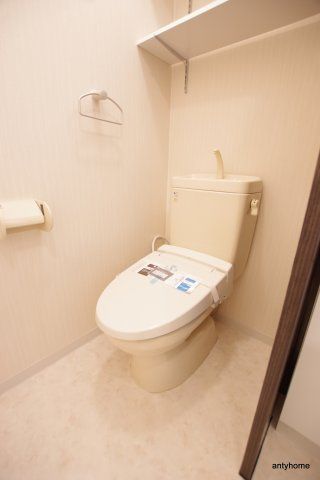 アスリート新大阪Ⅱ　仲介手数料無料のトイレ