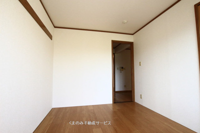 【洋室】 | グレース　後藤 | 落ち着いた色調の洋室です
グレース後藤102号室　2021年9月22日撮影