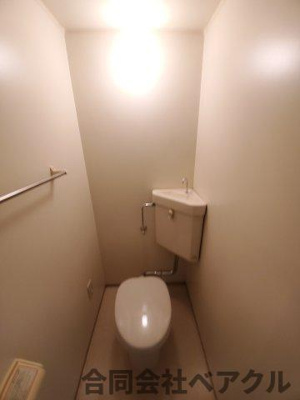【トイレ】 | アイビーコート錦 | 清潔感のあるトイレです
