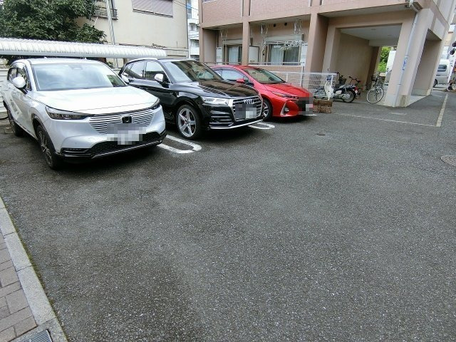 アグリガーデンの駐車場
