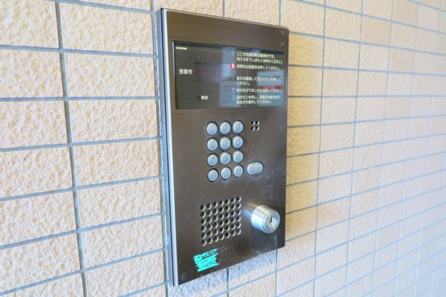 CITYLIFEディナスティ日本橋のエントランス