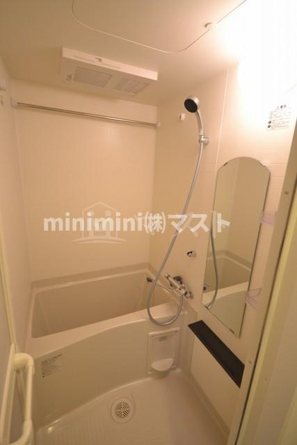 プレサンス谷町七丁目Ⅱの浴室