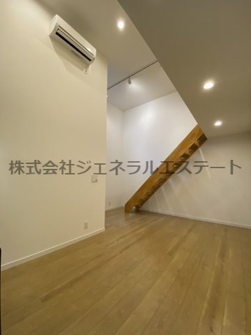 【洋室】 | F8石津 | ゆったりした洋室です