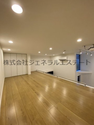 【寝室】 | F8石津 | ロフトが広い！