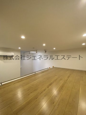 【寝室】 | F8石津 | ロフトスペース有効活用してください