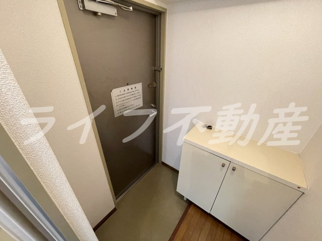 エンゼルハイツ小阪本町の玄関|毎日通る玄関はこちらです