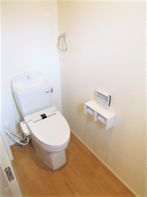 【トイレ】 | 中古戸建　西八代郡市川三郷町市川大門 | トイレです