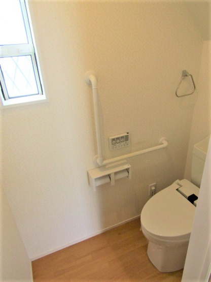 【トイレ】 | 中古戸建　西八代郡市川三郷町市川大門 | シンプルで使いやすいトイレです