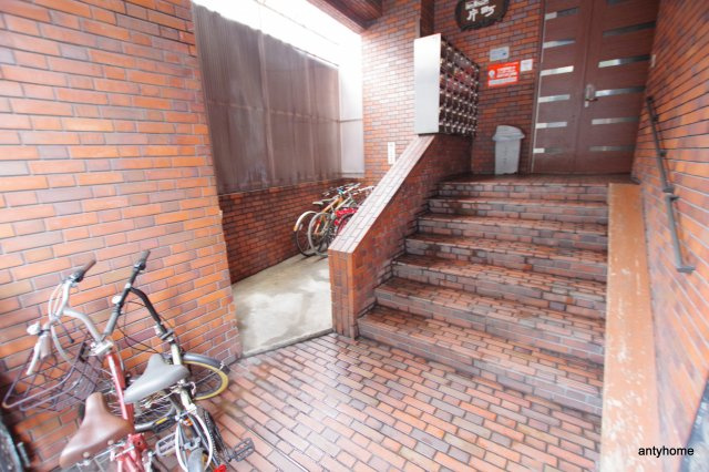 シャンピア片町　仲介手数料無料のロビー