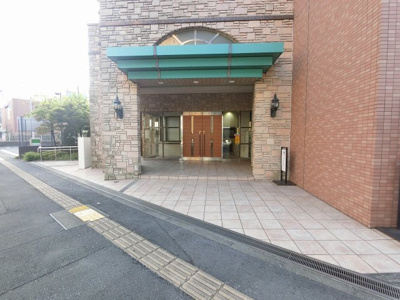 【エントランス】 | クリオ磯子弐番館 | エントランス部分です。