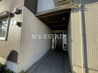 【エントランス】