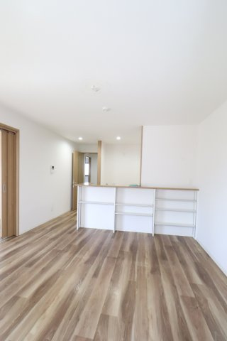 アンモード　イグサ4の居間・リビング|反転タイプのお写真です。