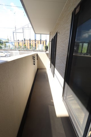 アンモード　イグサ4のバルコニー|反転タイプのお写真です。