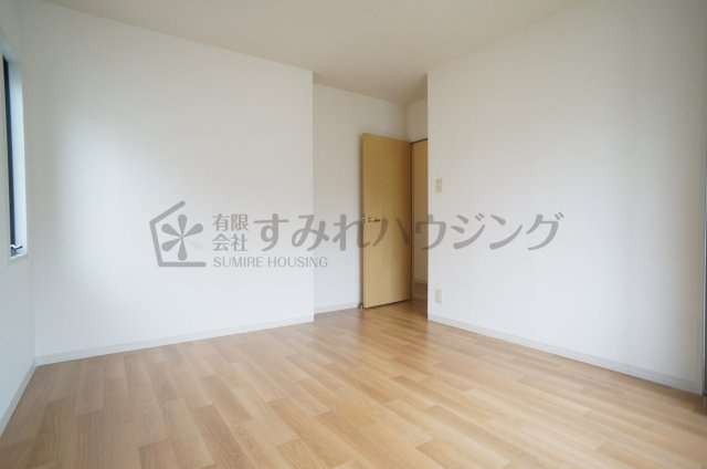 マインド倉橋の洋室|参考、同建物・反転間取りの号室