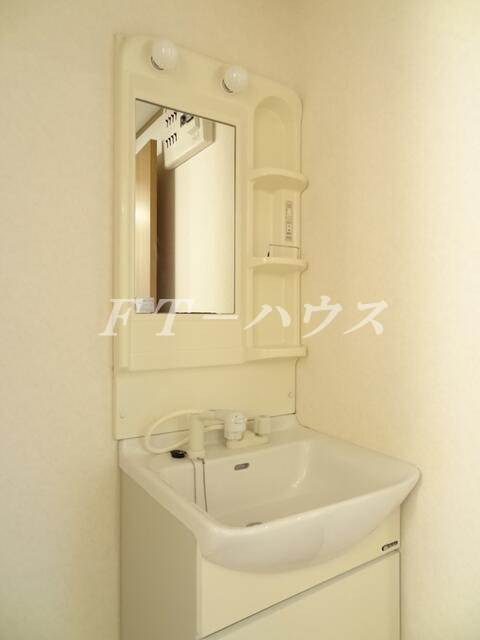 グランピリエの洗面所