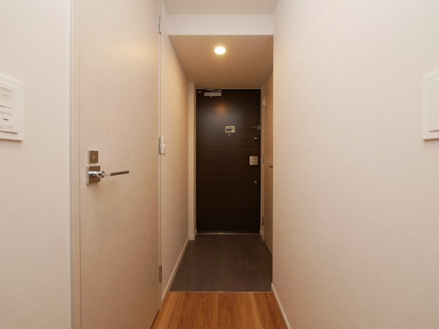 BPRレジデンス大阪本町Qの玄関