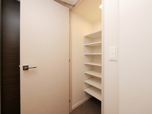 BPRレジデンス大阪本町Qの収納
