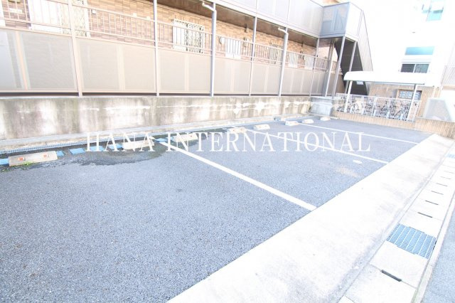 サミットハイツの駐車場