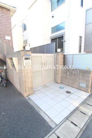 サミットハイツのエントランス