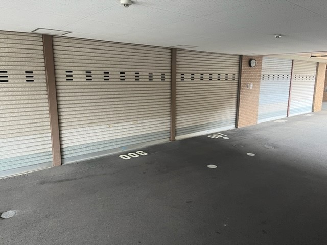 アパガーデンコート板垣の駐車場