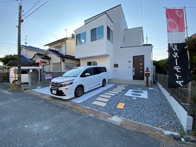 【駐車場】 | ルルーディア雄町 | 駐車スペースもあります