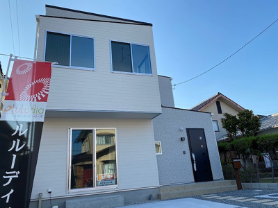 【外観】 | ルルーディア雄町 | 外観は落ち着いています