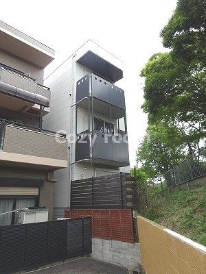 【外観】 | 江坂テネラ | バルコニー側の外観です。