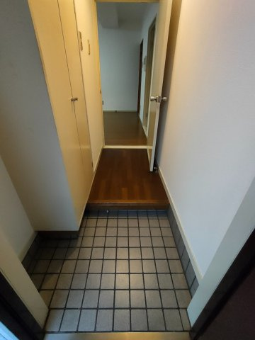 ロイヤルハイムⅠの玄関