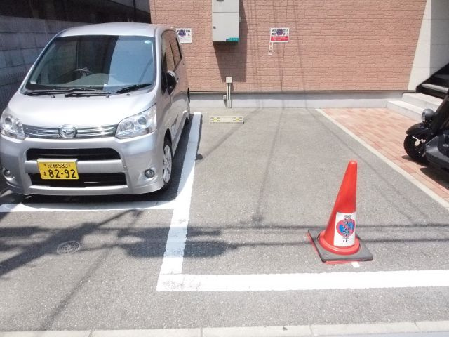 フジパレス住之江イ－ストの駐車場