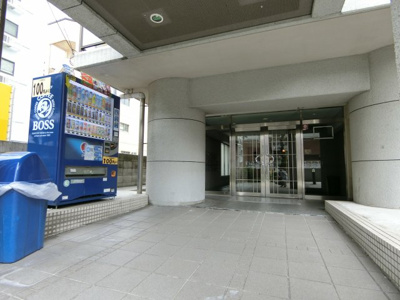 【エントランス】 | パシフィック神戸桜筋北館 | ゆとりのあるエントランスです
