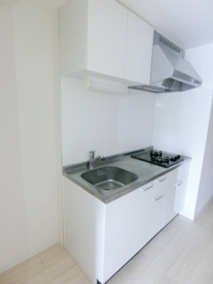 【キッチン】 | レユシール塚本 | コンパクトなキッチンで掃除もラクラク