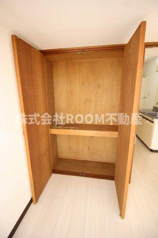 メイプルコート一万城の収納|便利な収納スペースです