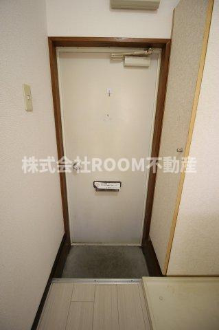 メイプルコート一万城の玄関|落ち着いた玄関です