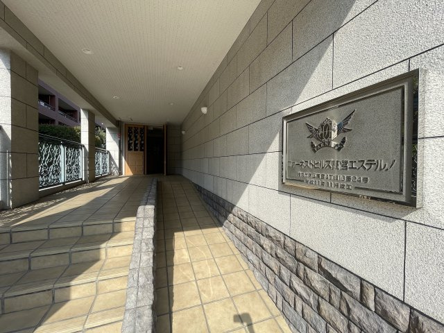 ファーネストヒルズ高宮エステルノのエントランス