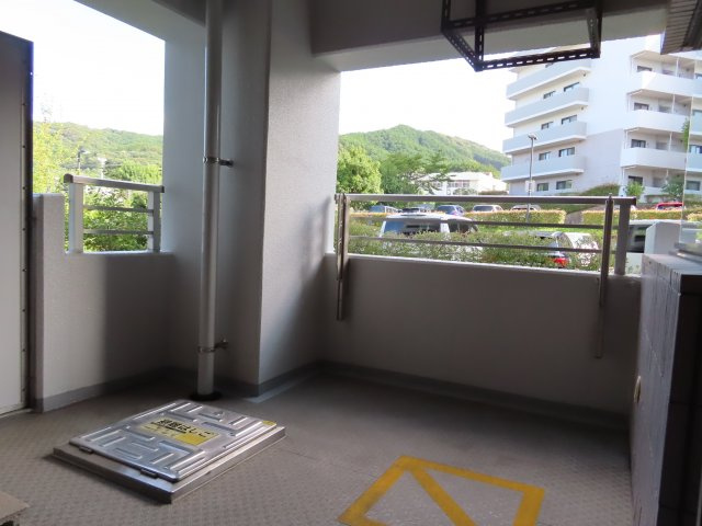 【バルコニー】 | デュオ柏原2号棟