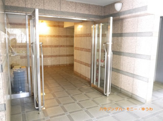 【エントランス】