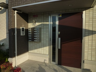 【エントランス】