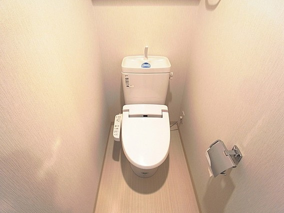 エスリード三宮旭通のトイレ