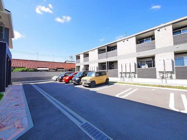 Ｂｅｌｌｅ　Ｖｉｌｌｅ　Ｂ―Ⅱの駐車場