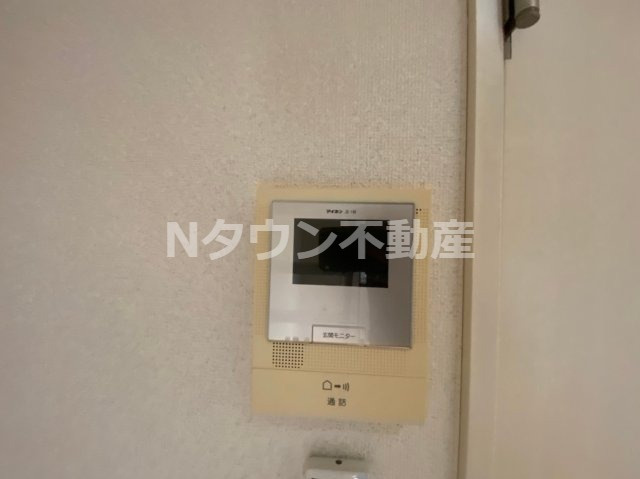【セキュリティ】 | loft4千種 | モニター付きインターフォンです。