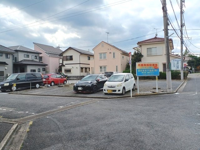 パーキング唐沢の外観