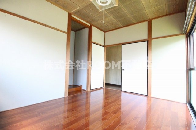 北諸県郡三股町大字蓼池の一戸建ての居間・リビング|ゆったりとしたリビングです