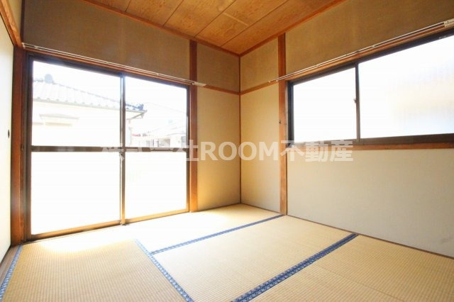 北諸県郡三股町大字蓼池の一戸建ての和室|落ち着いた雰囲気の和室付きです