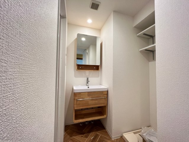 ラシーヌ瓦屋町の洗面所