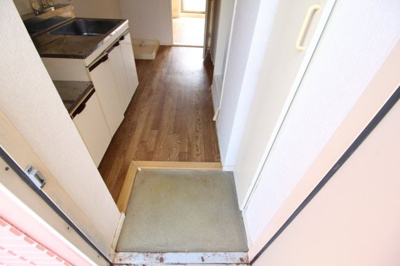 【玄関】 | ウインダム妙法寺壱番館